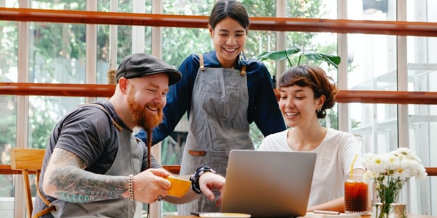 Employees who are engaged and enjoy their jobs