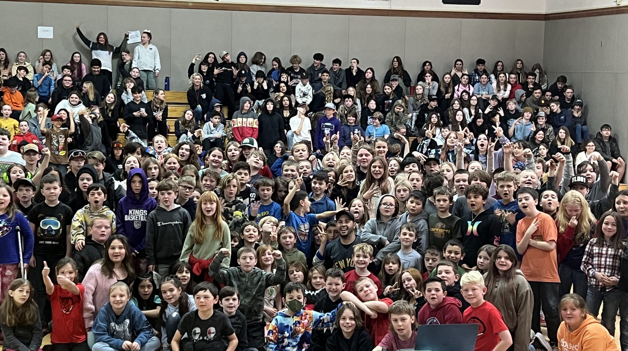 School Photo with Motivational Youth Speaker, Eddie Cortes, at Foresthill Divide School, CA